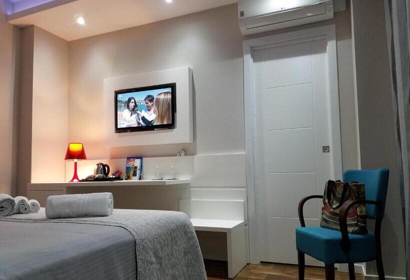 اتاق لوکس با بالکن, B&b Vanity