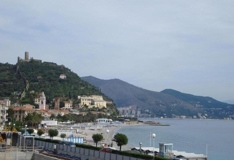 经济型三人房间, Albergo Solana