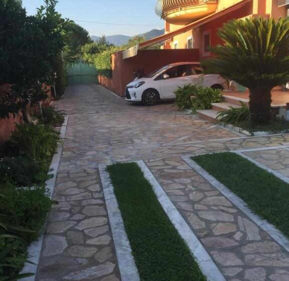 스탠다드 스튜디오 정원 전망, Giusy Bed And Breakfast