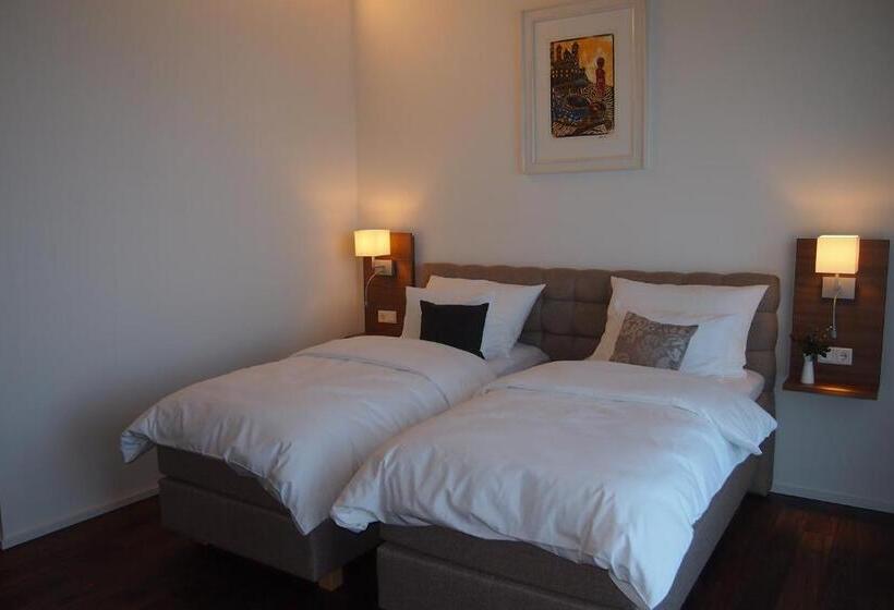 Quarto standard, 2050