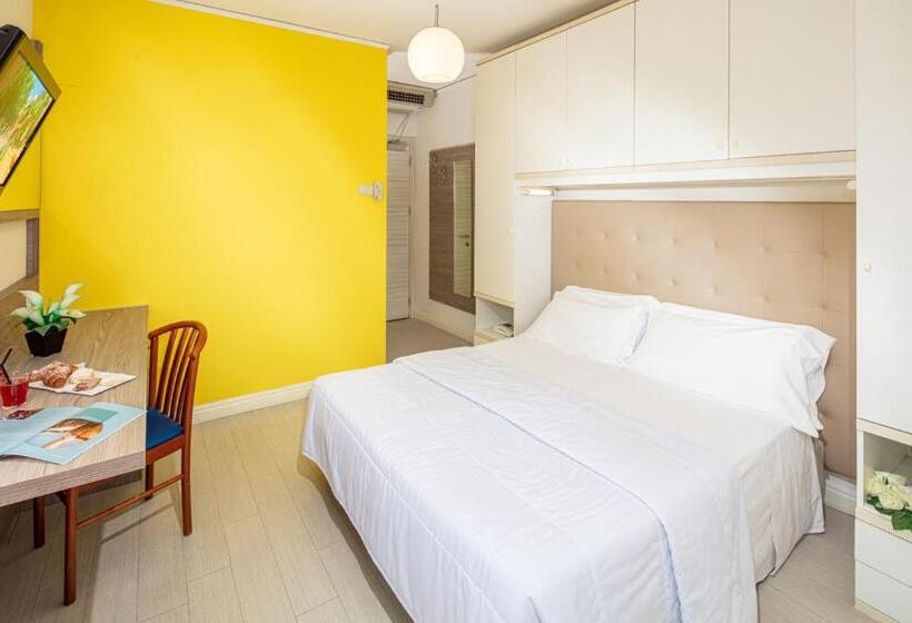 חדר סטנדרט נוף לים, Alexander