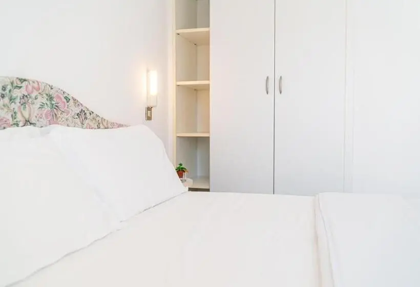 Camera Familiare con Letti a Castello, Alexander