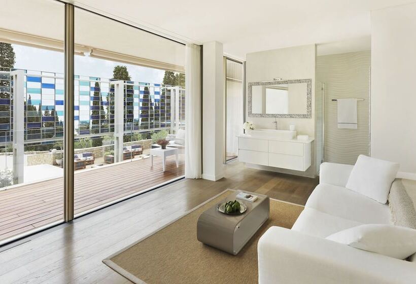 小型套房, Eden Reserve