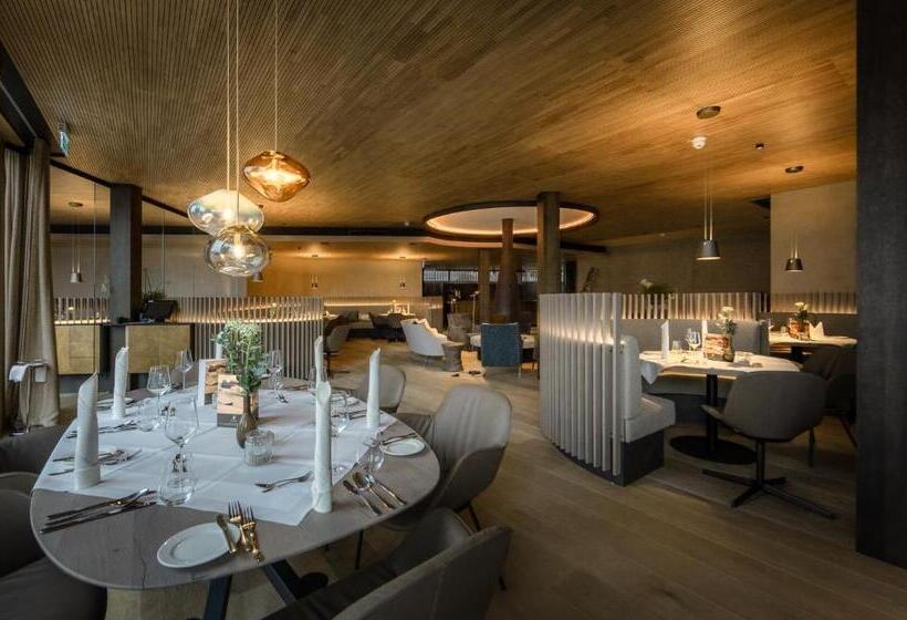 套房, Hirschen Horn