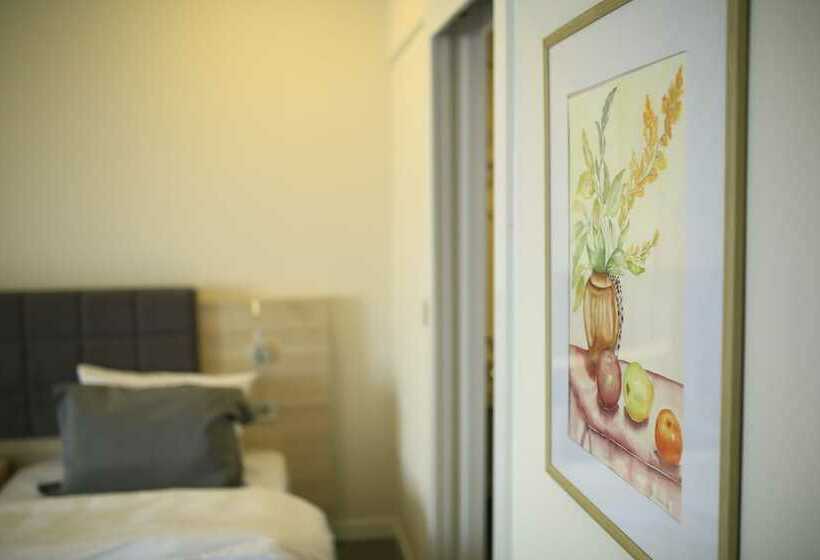 스탠다드 룸, Leto City