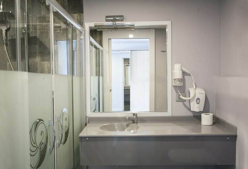 스탠다드 룸, Leto City