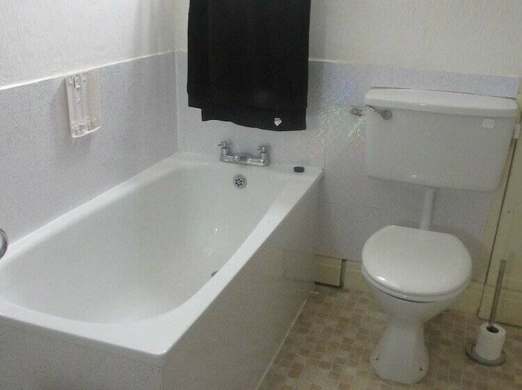 패밀리 룸, The Pickering Park