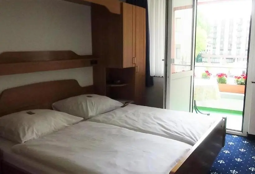 Standard-huone, Zur Traube