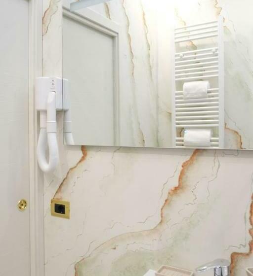 家庭间, Michelangelo B&b