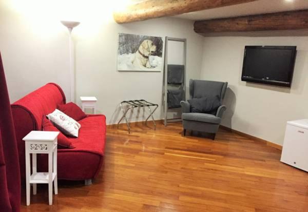 اتاق استاندارد چهار تخته, Chiossone Suites