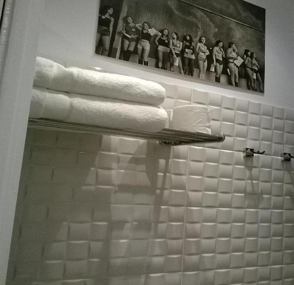 اتاق استاندارد, Il Cavaliere