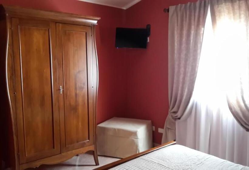 标准间带漩涡浴缸, Villa Klinai