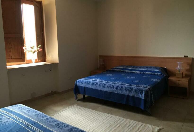 四人标准间, Hostels Euro Mediterraneo