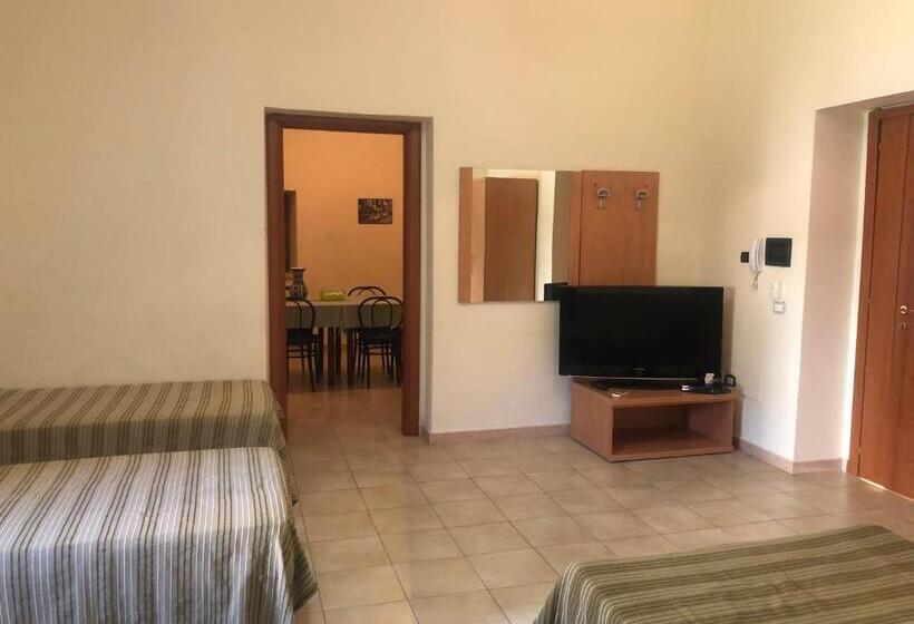 Апартаменты 1 Спальня, Hostels Euro Mediterraneo