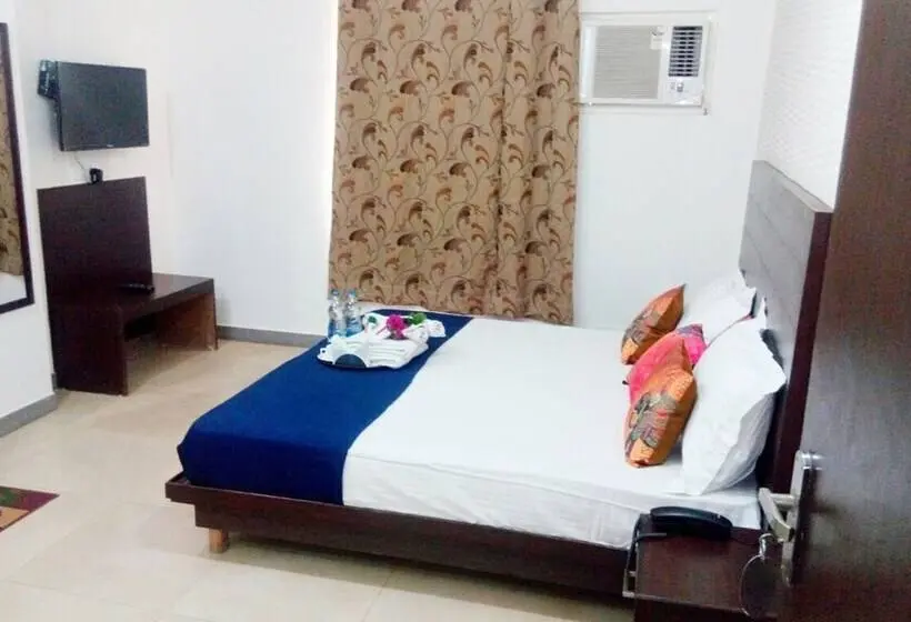 スイート(家族用), Adhunik Hotel Behror