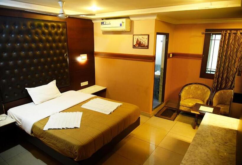 Quarto Estandar, Grand Choice