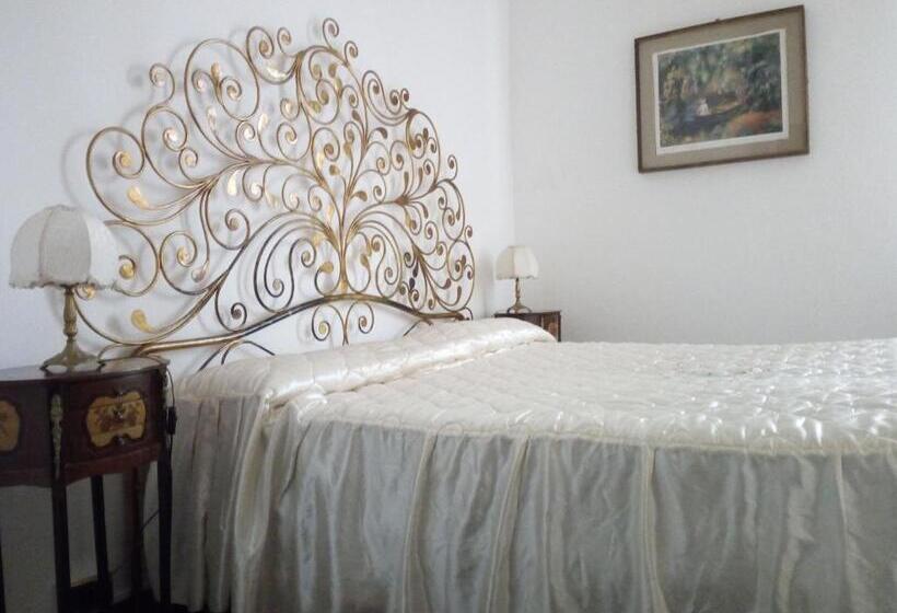 اتاق داخلی دلوکس, Villa Puccini Bed & Breakfast