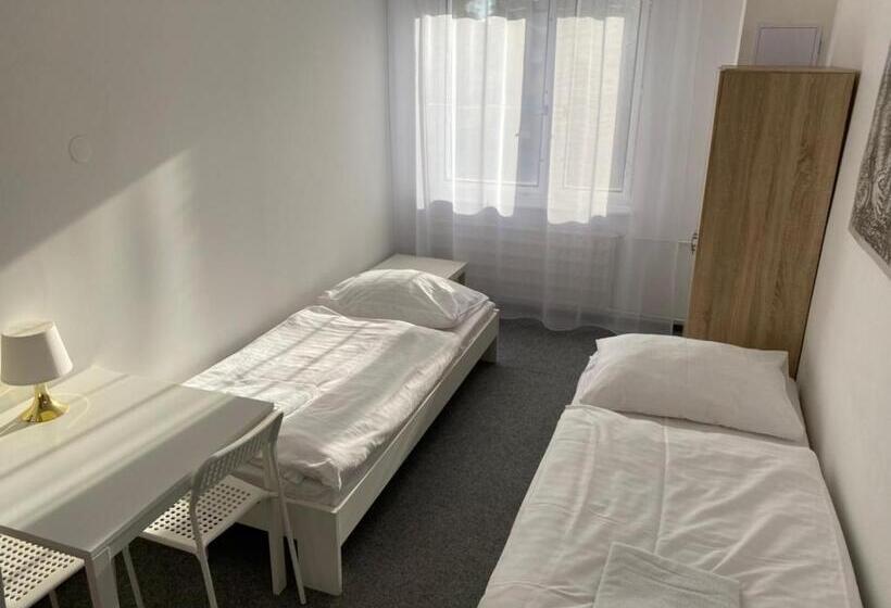 חדר סטנדרט חדר אמבטיה משותף, Ubytovna Kubra