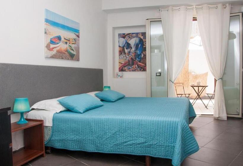 Standard Triple Room with Terrace, B&b La Scala