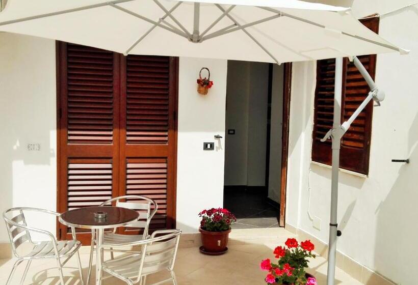 اتاق استاندارد چهار تخته, B&b La Scala