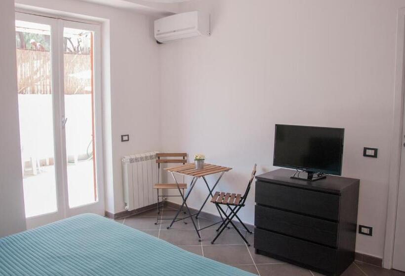 اتاق استاندارد چهار تخته, B&b La Scala
