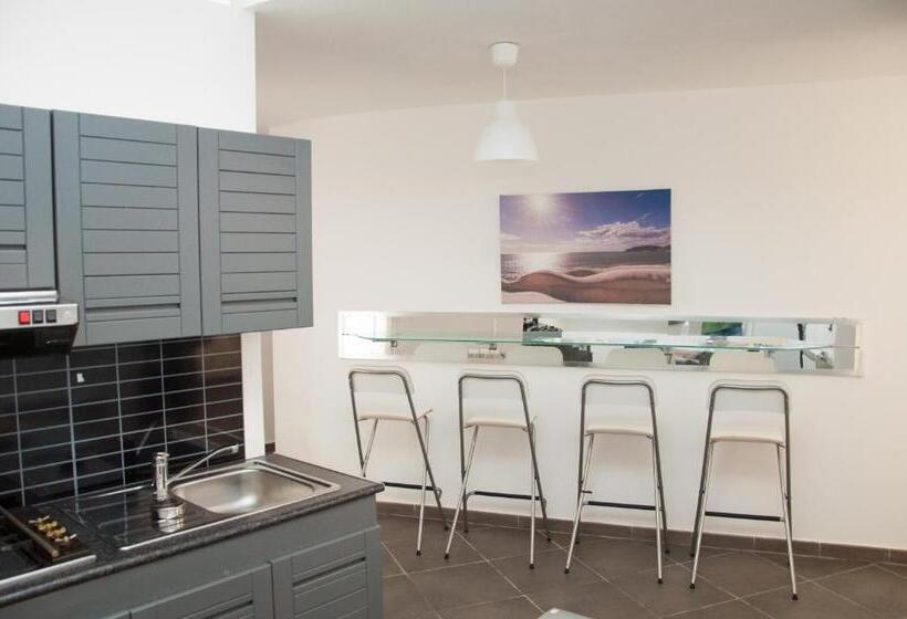 اتاق استاندارد چهار تخته, B&b La Scala