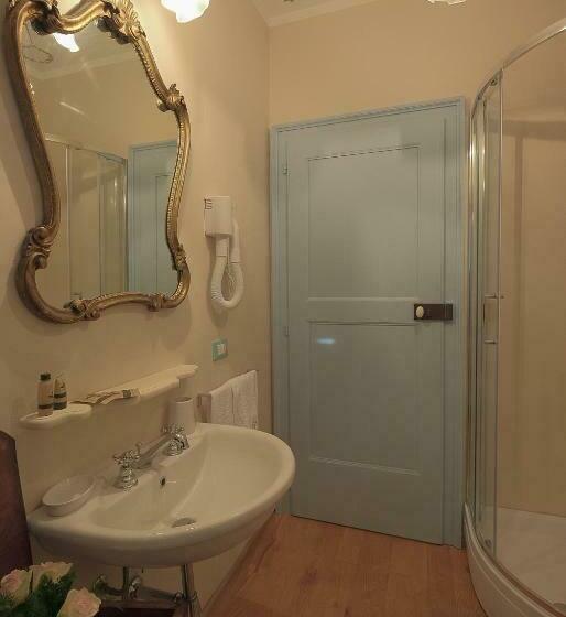 חדר דלוקס, B&b Palazzo Mattei