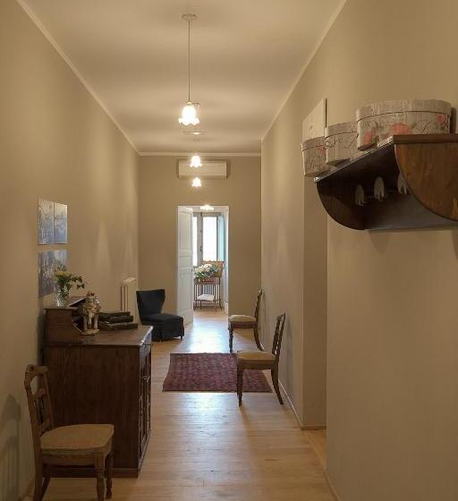 חדר דלוקס, B&b Palazzo Mattei