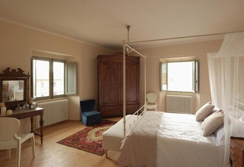 חדר דלוקס, B&b Palazzo Mattei