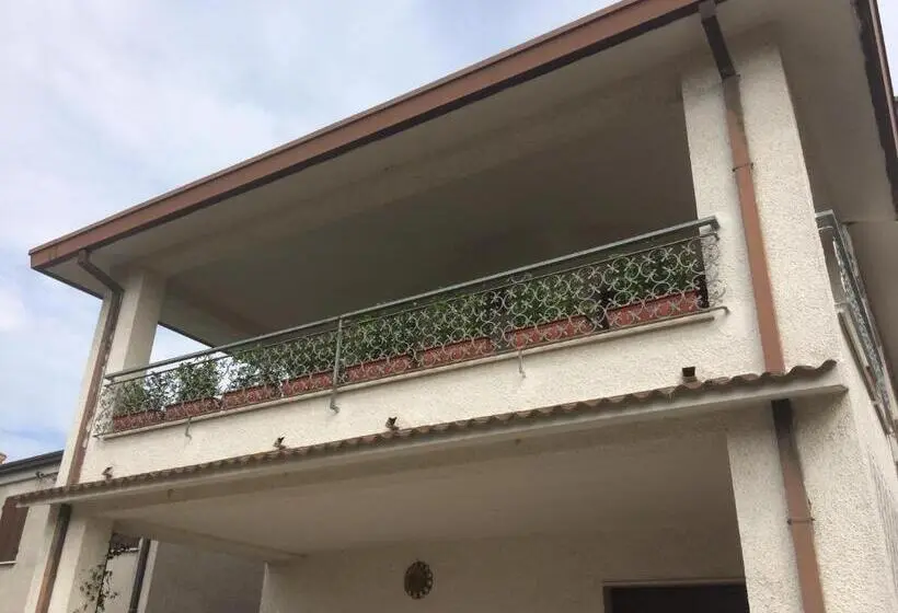 エコノミールーム, B&b Soleluna