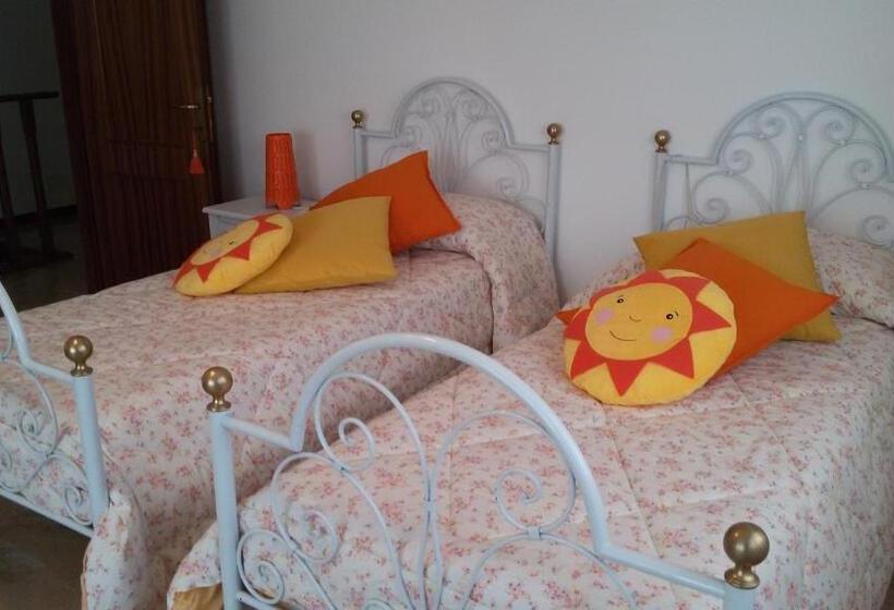 غرفة إقتصادية, B&b Soleluna