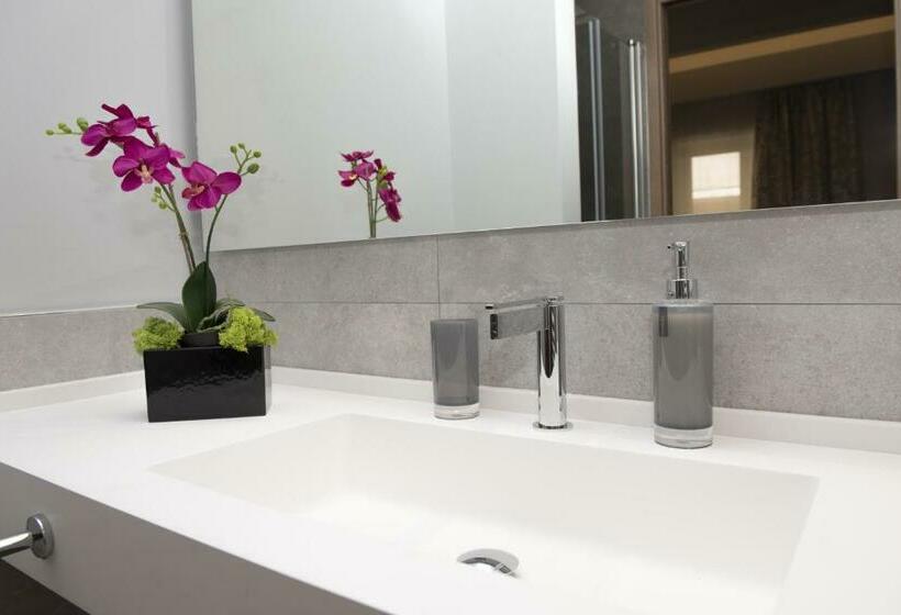 اتاق لوکس, Casa Gaia