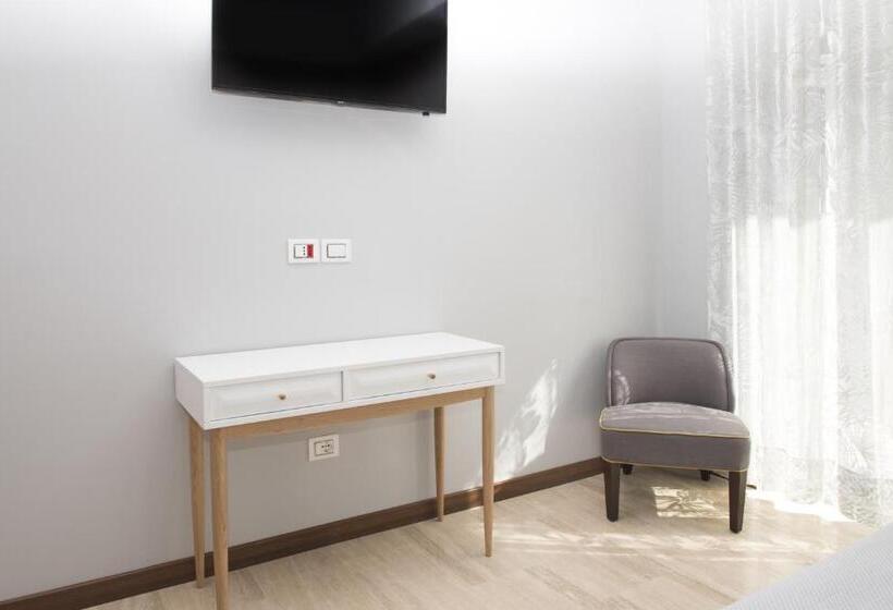 اتاق لوکس سه تخته, Casa Gaia