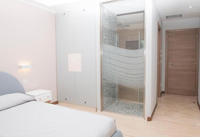 اتاق لوکس سه تخته, Casa Gaia