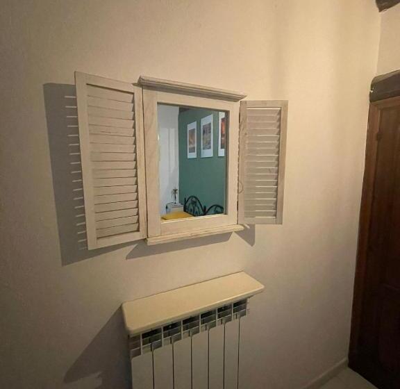 חדר בסיסי, La Casa Di Cosa