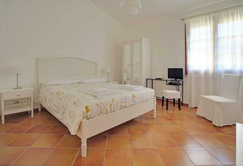 Номер Стандарт Вид на Сад, Poggio Di Mare