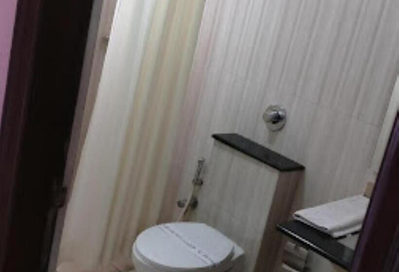 اتاق استاندارد, Akshaya Palace Inn