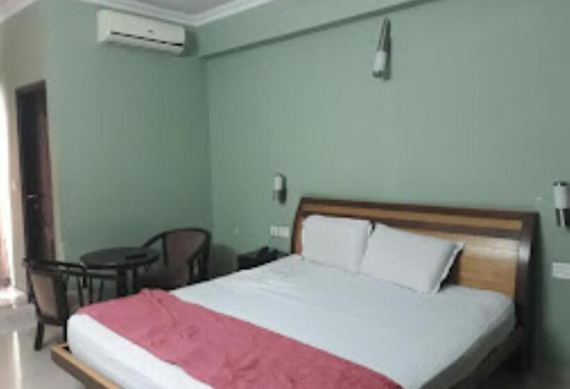 اتاق لوکس, Akshaya Palace Inn