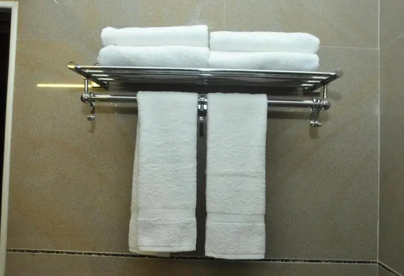 Deluxe Zimmer, Jsr Continental