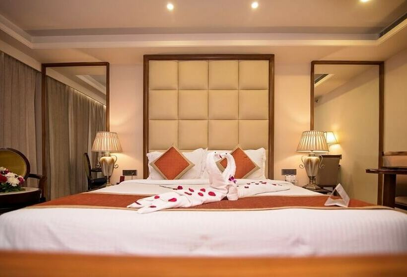 クラブルーム, Shakun Hotels And Resorts