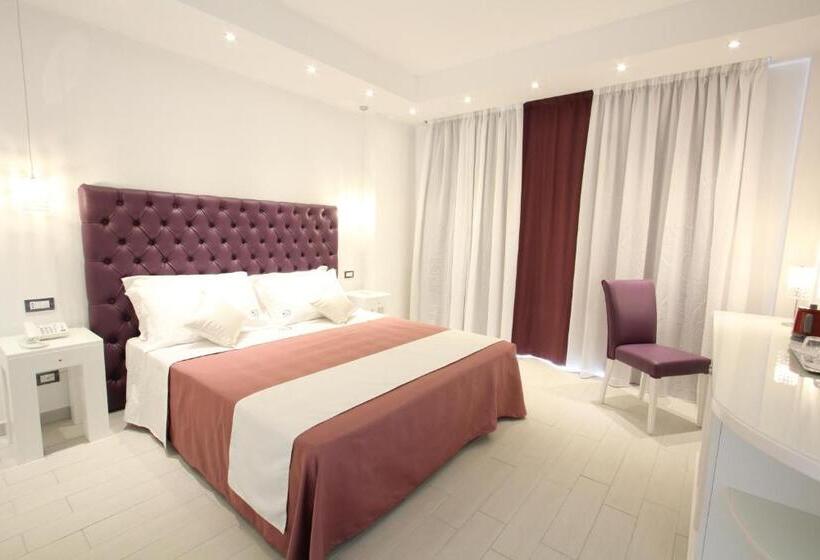 Люкс Классика, Ludwig Boutique Hotel & Spa