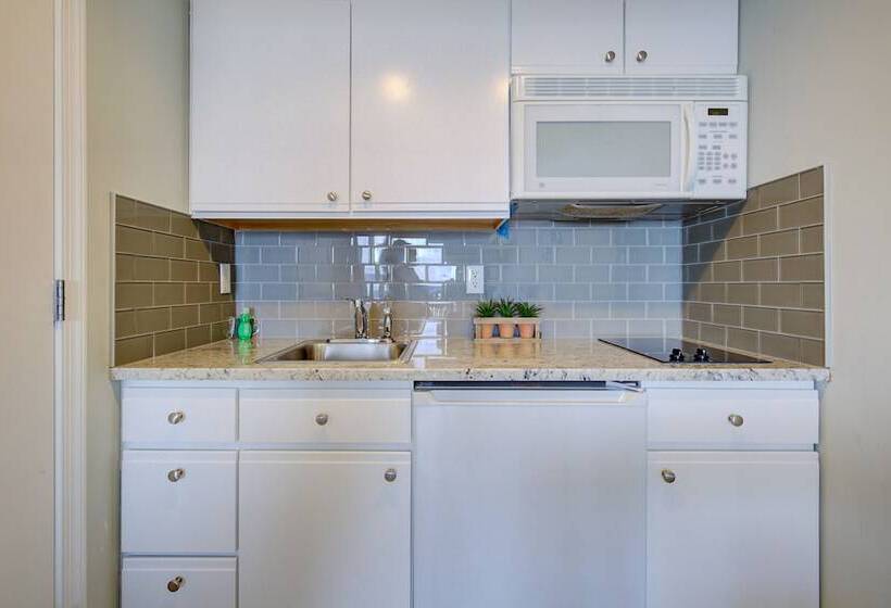 غرفة قياسية, Ocean 7