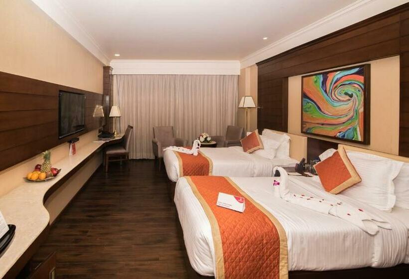 デラックスルーム, Shakun Hotels And Resorts