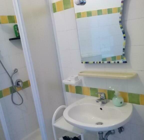 اتاق استاندارد سه نفره, B&b Margherita