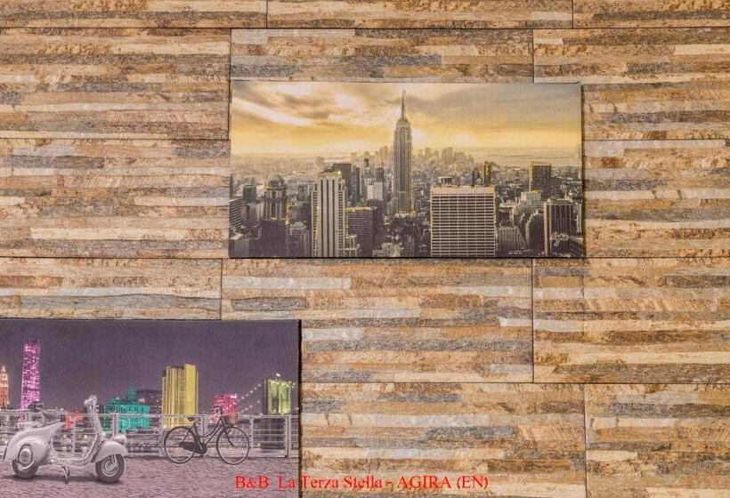 غرفة قياسية رباعية مزودة بشُرفة, Casa Albergo La Terza Stella