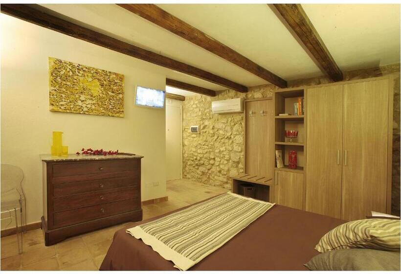 غرفة إقتصادية, Residenze Portacastello