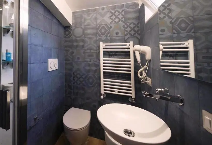 اتاق سوپریور خانوادگی, Residenze Portacastello
