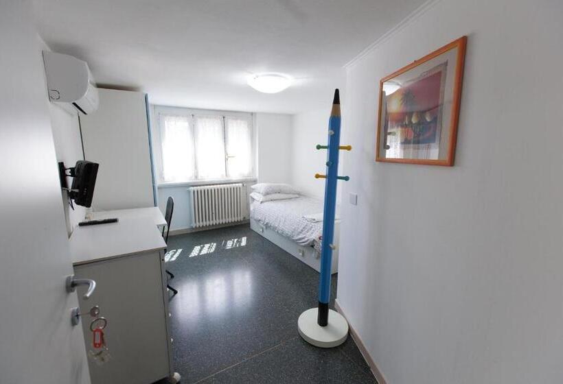 Номер Стандарт, Ciro Bed And Breakfast La Villetta