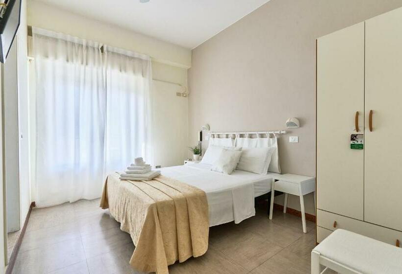 اتاق استاندارد با بالکن, Bruna B&b