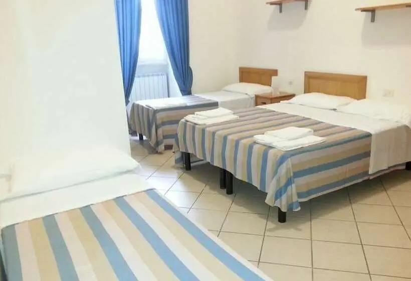 スタンダード4人部屋, Casa Per Ferie Sacro Cuore